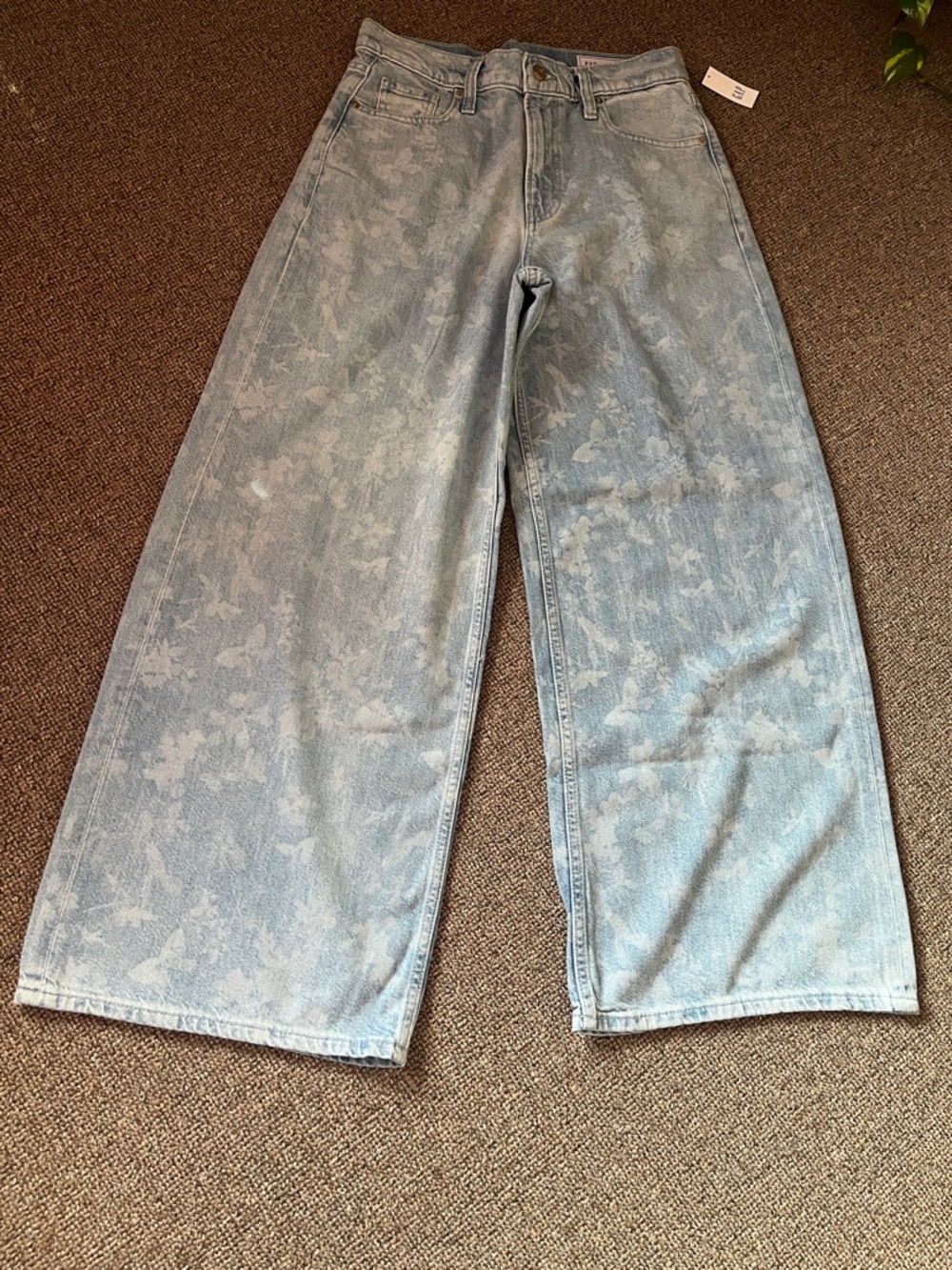 GAP Light Blue Wide-Leg Floral-Pattern Jeans - Picture 3 of 12